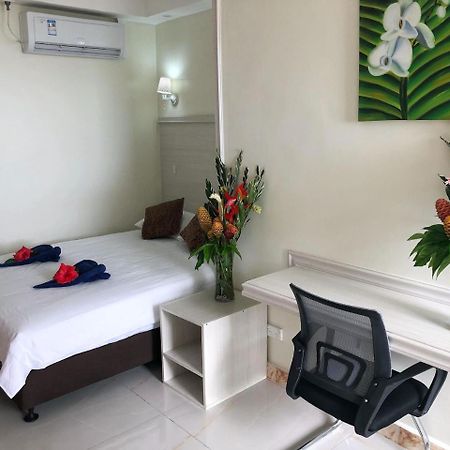 Central Bay Motel ポートビラ エクステリア 写真