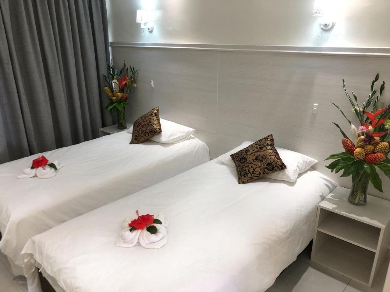 Central Bay Motel ポートビラ エクステリア 写真