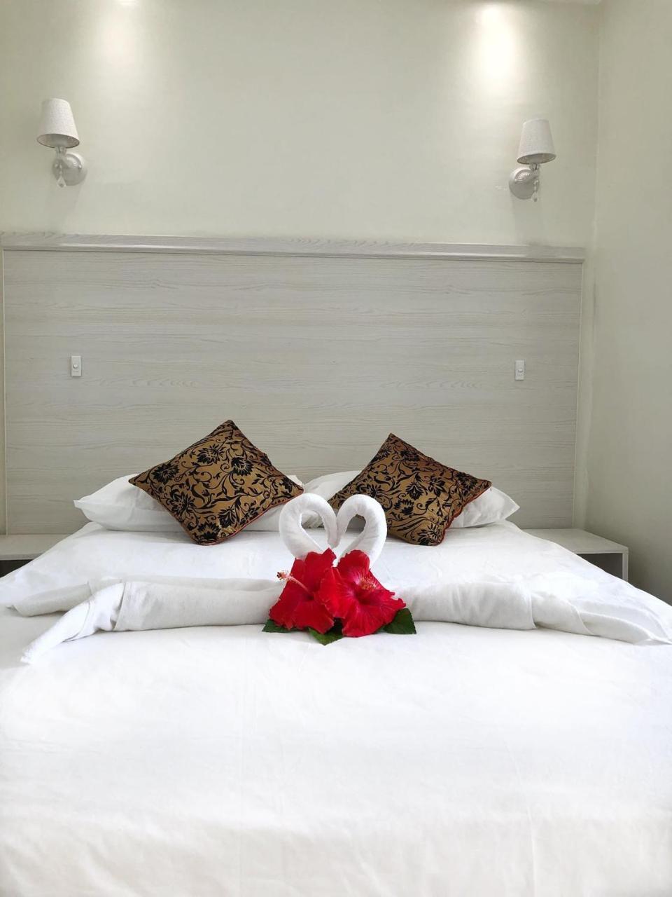 Central Bay Motel ポートビラ エクステリア 写真